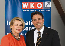 KommR Regina Stanger, Spartenobfrau und Dr. Reinhard Helweg, Spartengeschäftsführer