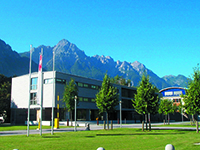 src=/images/lienz.jpg