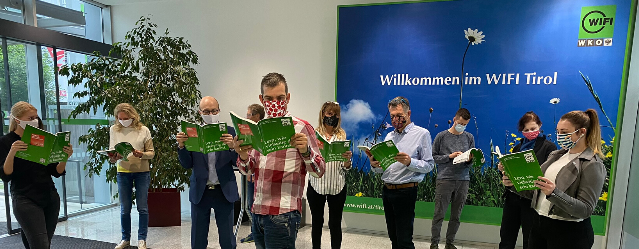 Im Kursbuch blättern oder bestellen