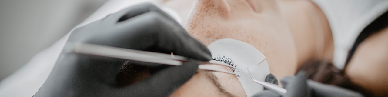 Wimpernverlängerung Volumentechnik