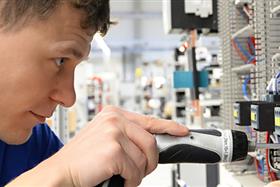 Fachausbildung Elektrotechnik, Anlagen-  und Betriebstechnik auf  dem 2.  Bildungsweg